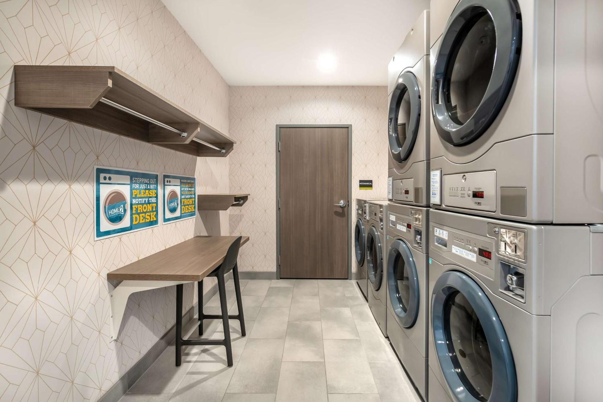 Home2 Suites By Hilton Reynoldsburg Columbus East エクステリア 写真