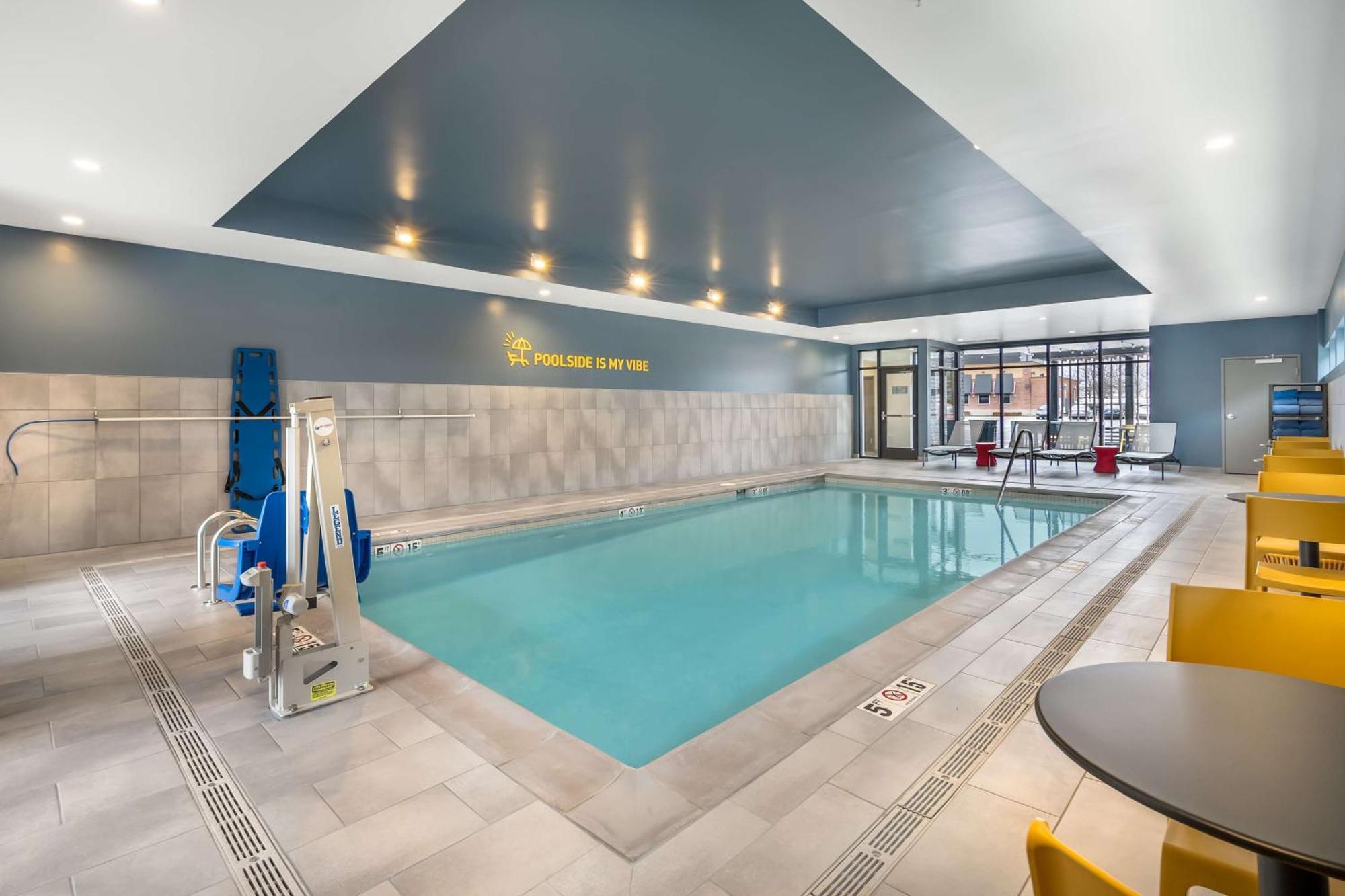 Home2 Suites By Hilton Reynoldsburg Columbus East エクステリア 写真