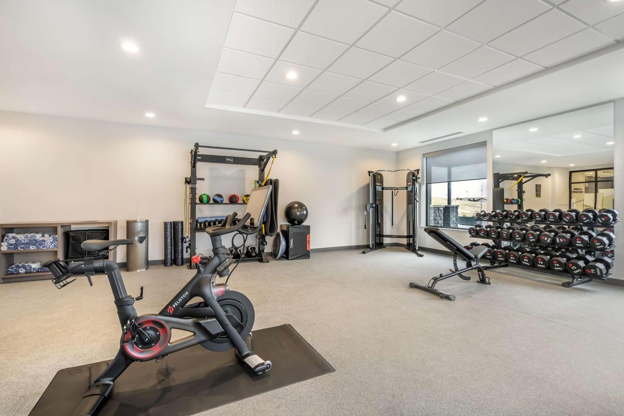 Home2 Suites By Hilton Reynoldsburg Columbus East エクステリア 写真
